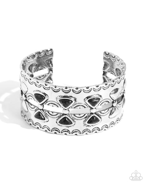 Harmonious Haven - Black Paparazzi Accessories