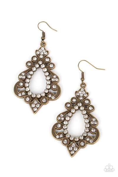 Fit for a DIVA - Brass Paparazzi Accessories