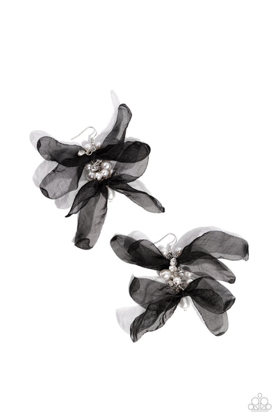 Cosmopolitan Charisma - Black Paparazzi Accessories
