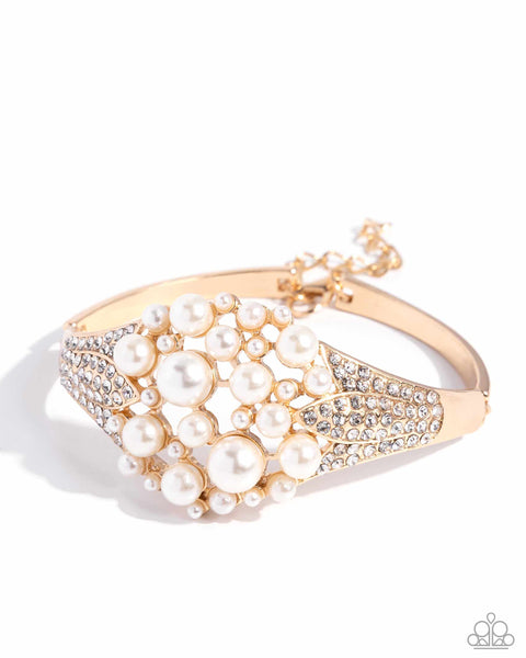 Royal Red Carpet - Gold Paparazzi Accessories