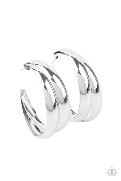 Colossal Curves - Silver Paparazzi Accessories